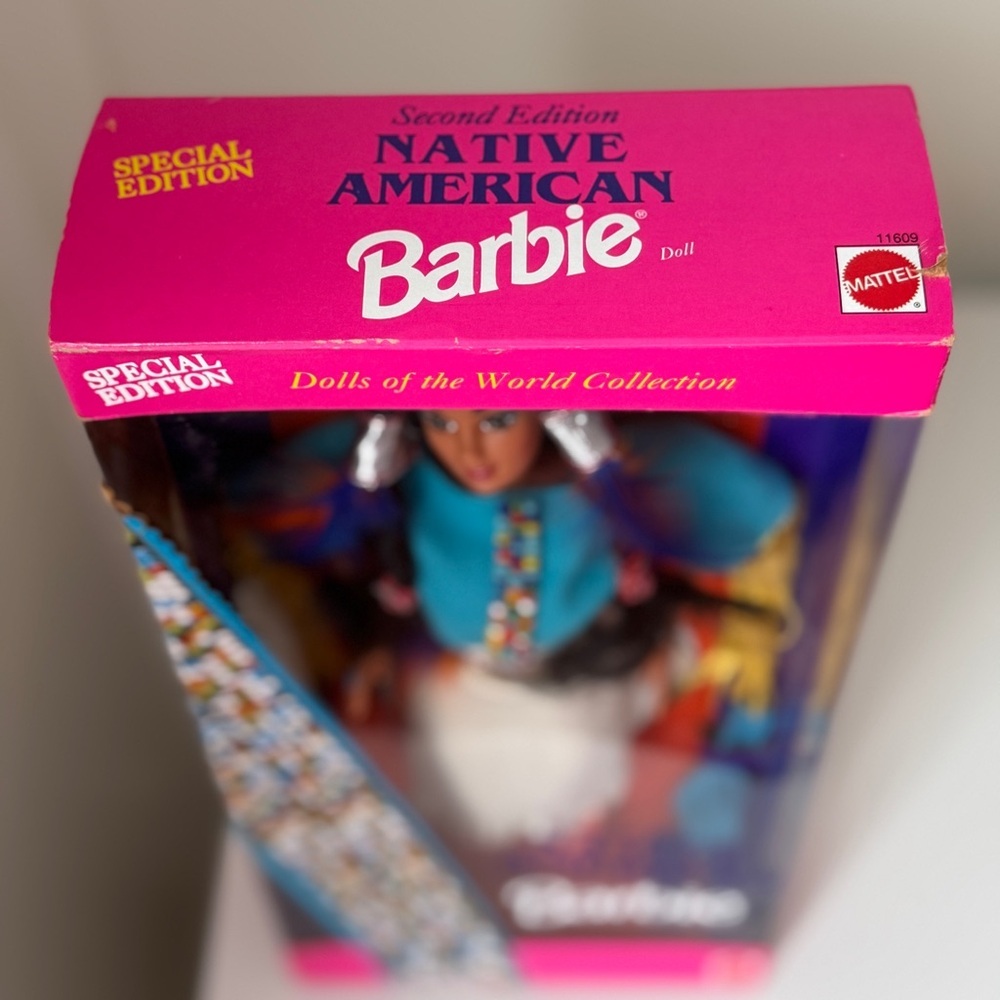 Vintage Barbie 1993 Dolls of the World Native American Second Edition NIB - Picture 5 of 12